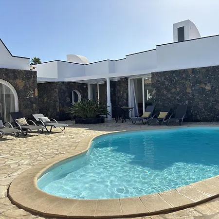 Casa Noelani - Xl Family Near & Center Corralejo